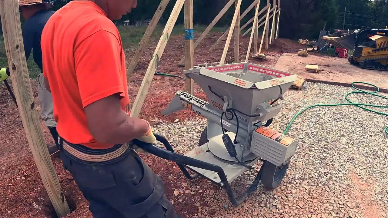 White vinyl fence installed in Austin neighborhood